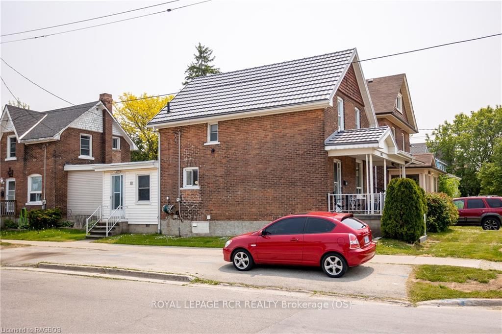 Listing Image 3