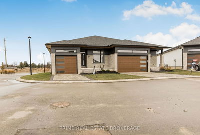 Unit 1 — 110 Coastal Cres, Lambton Shores - Grand Bend image-0-2