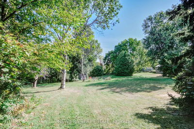380 Parkside Dr, Hamilton - Waterdown image-0-3