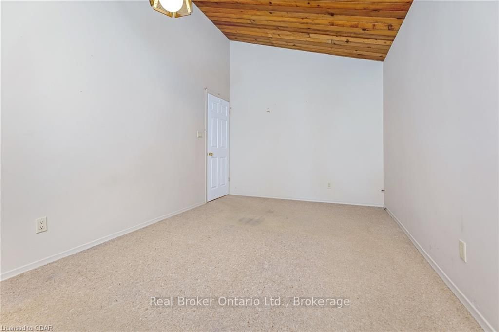 Listing Image 26