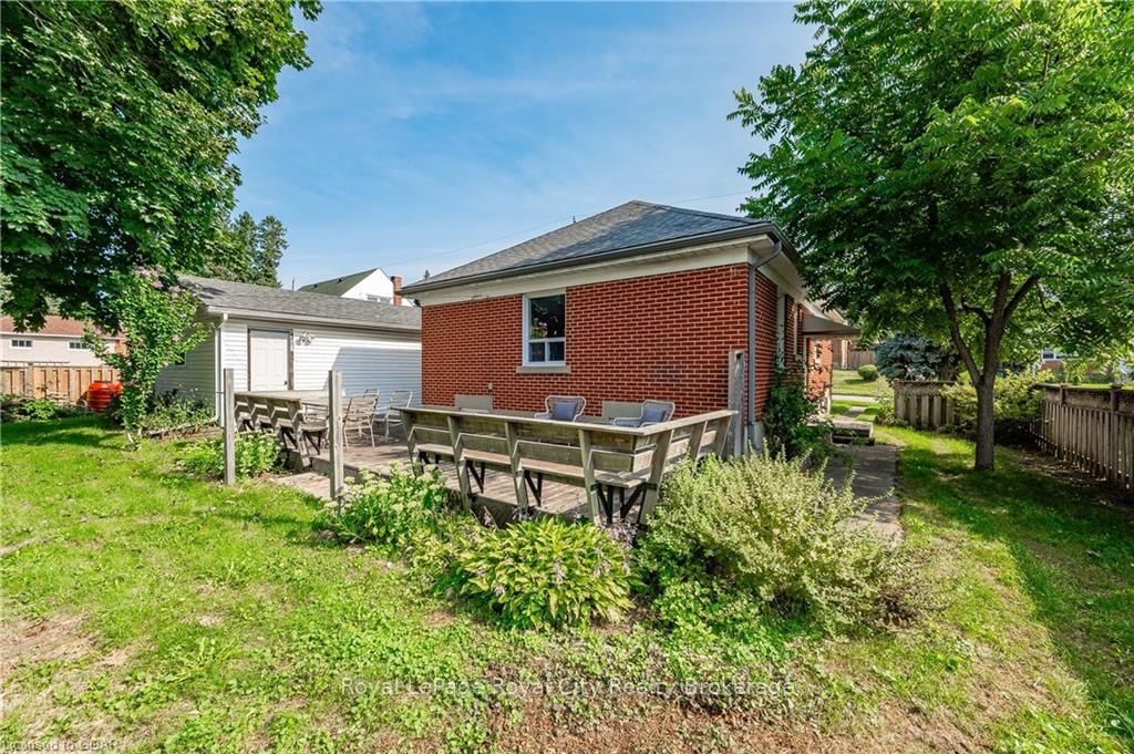 Listing Image 38
