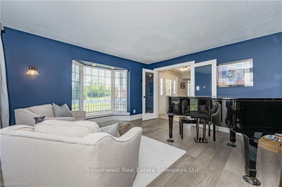 3 OCHS Dr, Puslinch - Morriston image-0-3