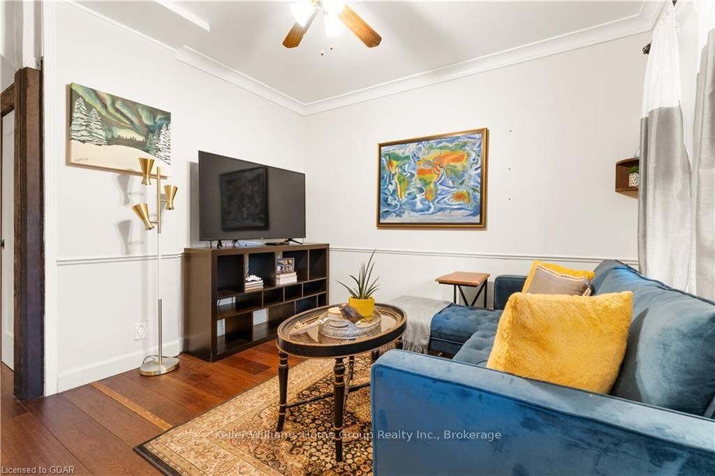 Listing Image 7