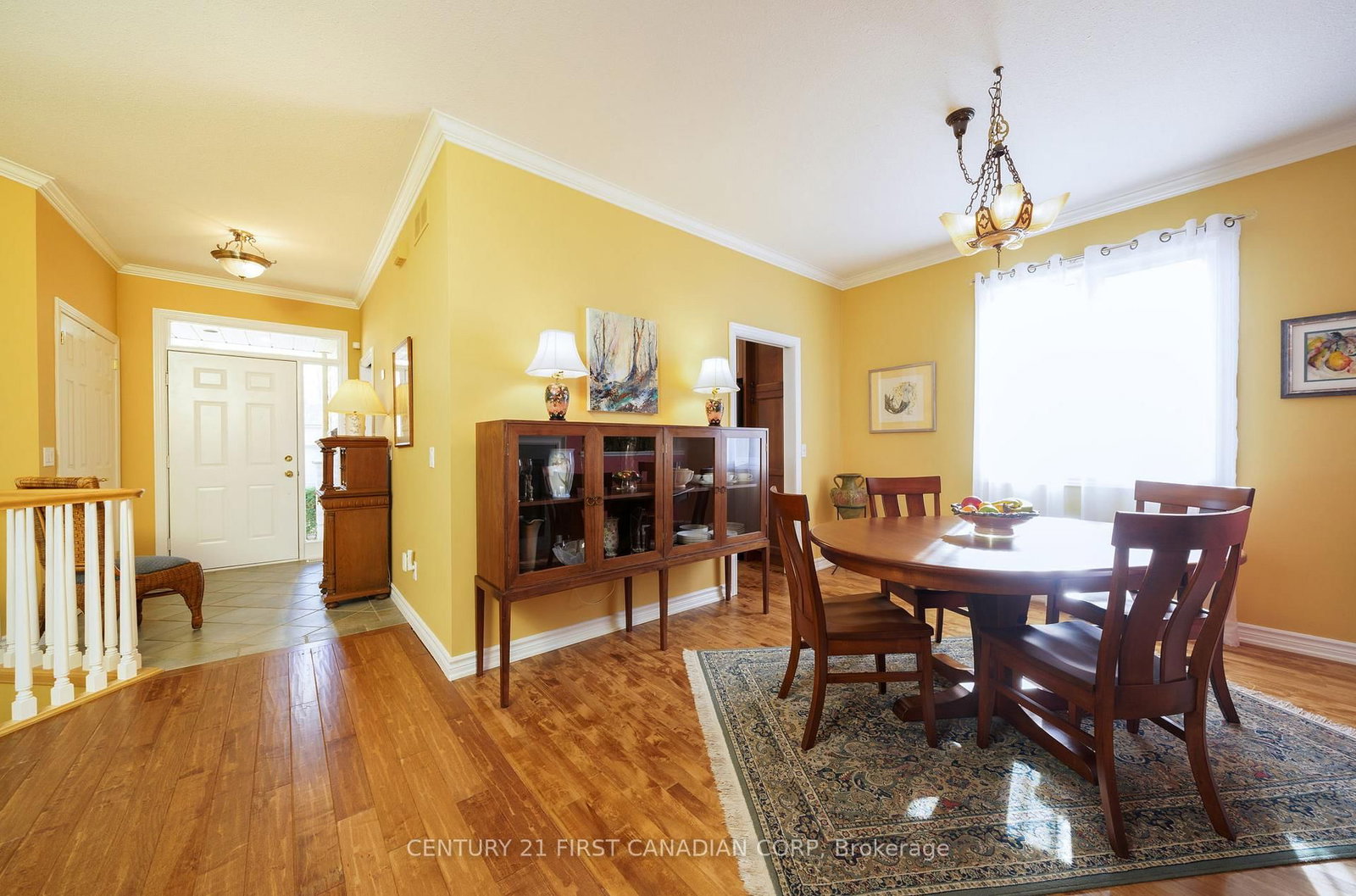 Listing Image 5