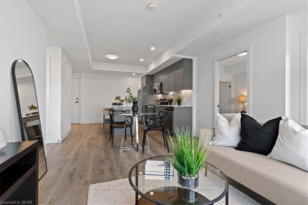 26 LOWES Road W, Unit 605 - Photo 16