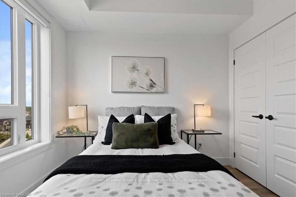 26 LOWES Road W, Unit 605 - Photo 24