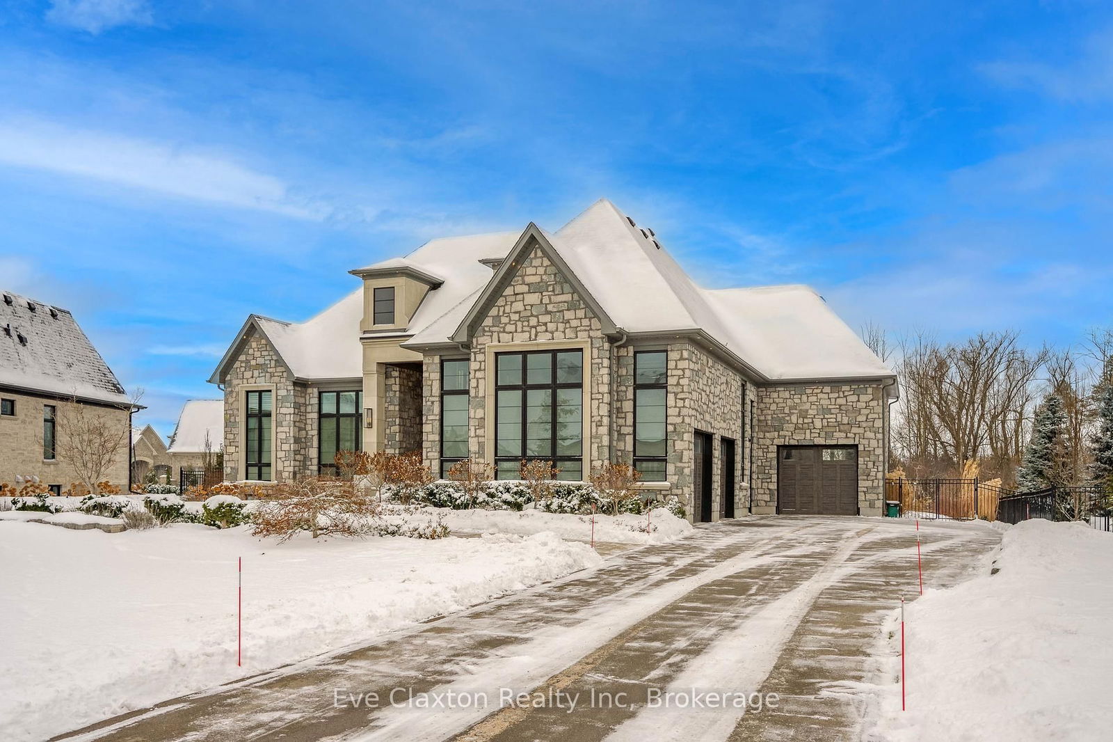 Building at 161 HERITAGE LAKE Drive, Puslinch, Rural Puslinch