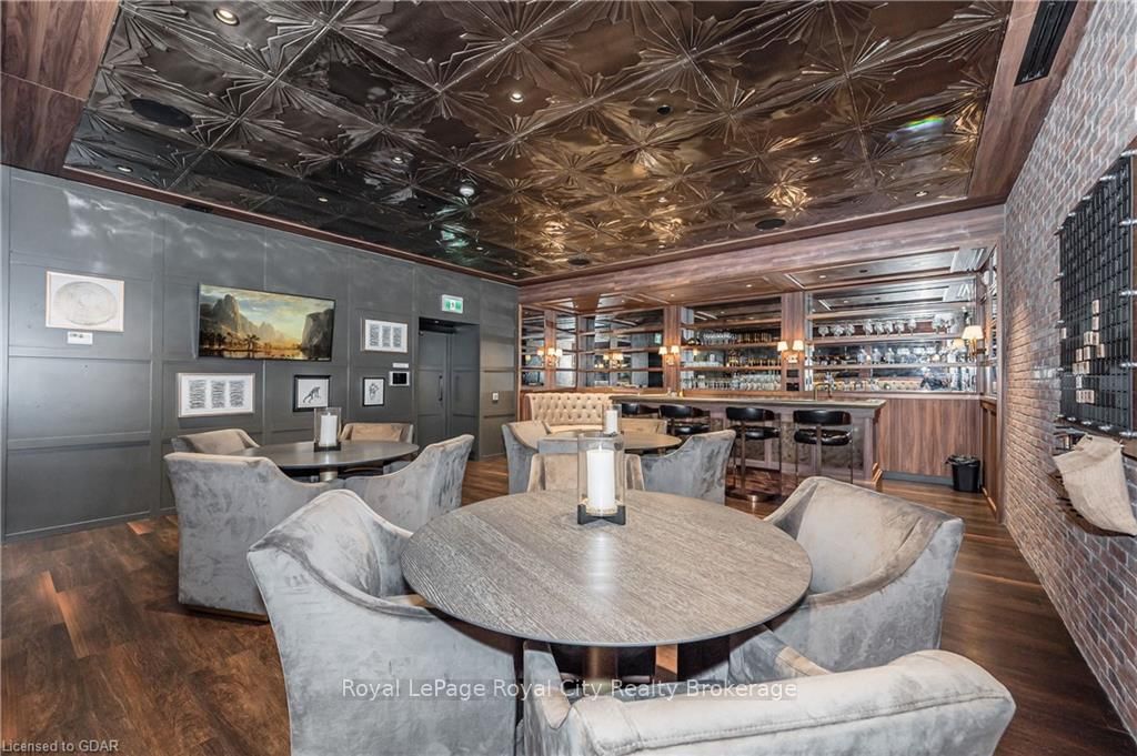 73 ARTHUR Street S, Unit 703 - Photo 30