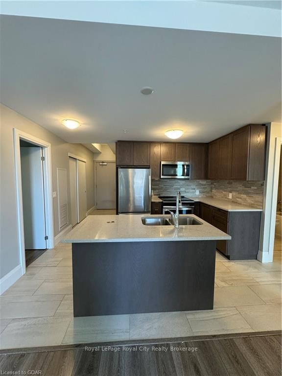 73 ARTHUR Street S, Unit 703 - Photo 5