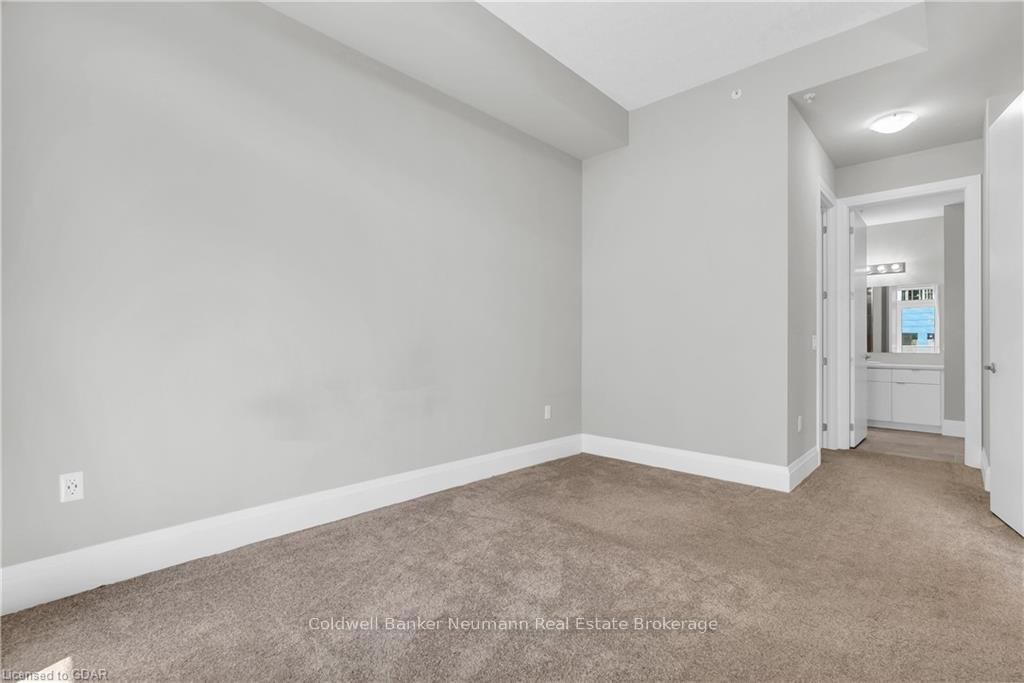73 ARTHUR Street S, Unit 202 - Photo 12