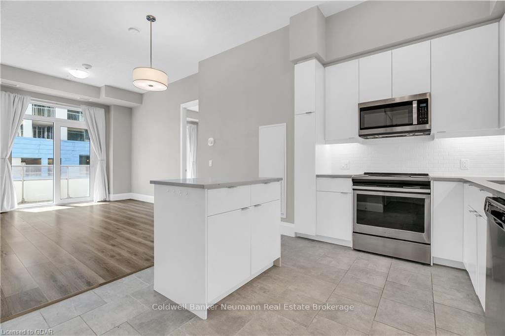 73 ARTHUR Street S, Unit 202 - Photo 4