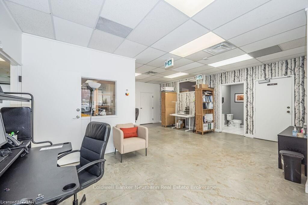 60 BAKER Street - Photo 37