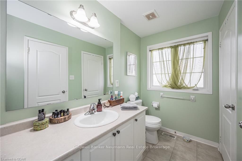 1035 VICTORIA Road S, Unit 16 - Photo 23