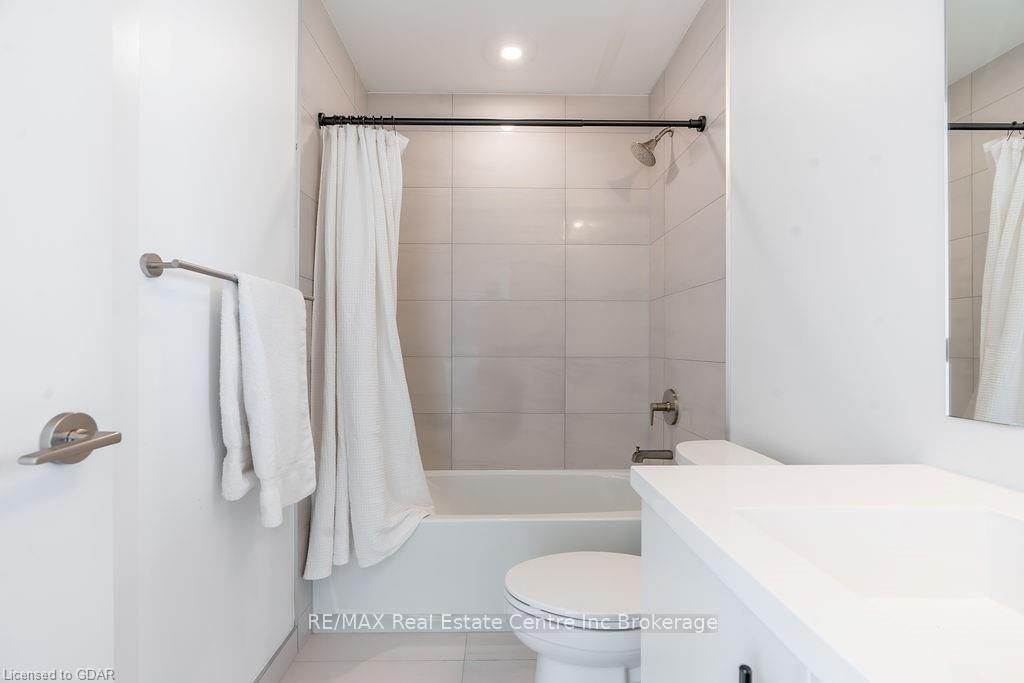 5 WELLINGTON Street S, Unit 1001 - Photo 20