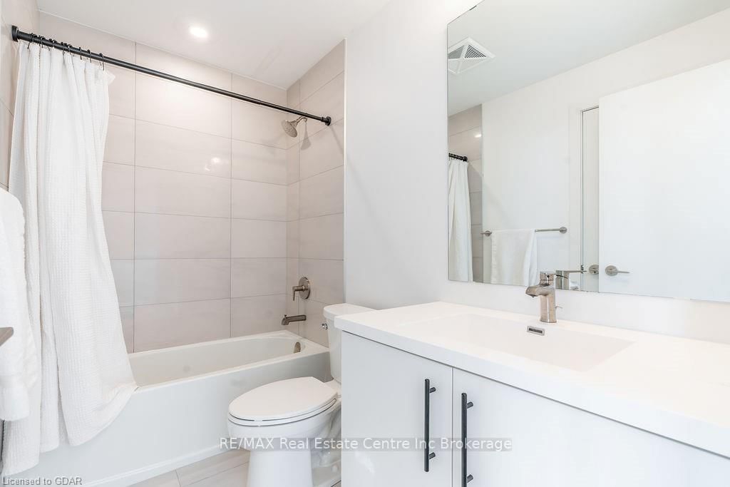 5 WELLINGTON Street S, Unit 1001 - Photo 21