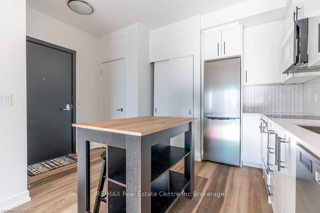 5 WELLINGTON Street S, Unit 1001 - Photo 7