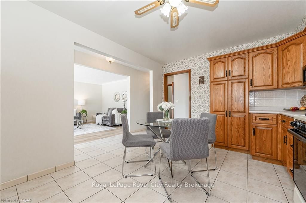Listing Image 14