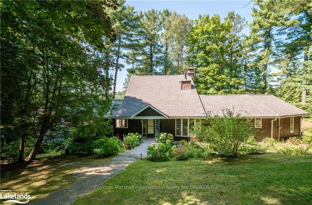 Detached House for sale at 1045 KINGS Road, Lake of Bays, Mclean, P0B 1A0 - MLS: X10894398