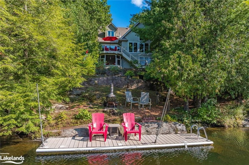 1005 LAIDLAW Ave, Gravenhurst, L0K 2B0 | Image 2