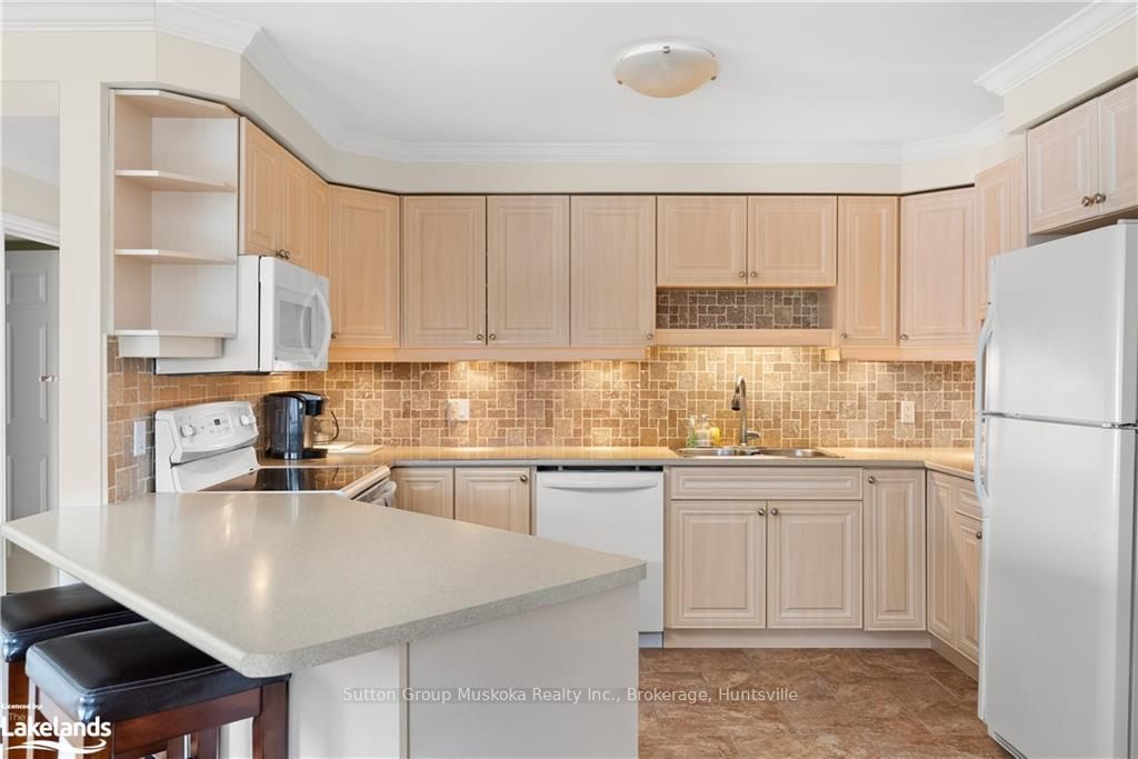 24 DAIRY Lane, Unit 201 - Photo 7