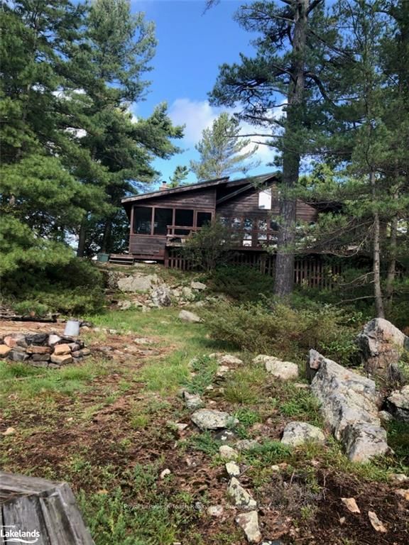 ISLAND B462-1 ISLANS B462-1