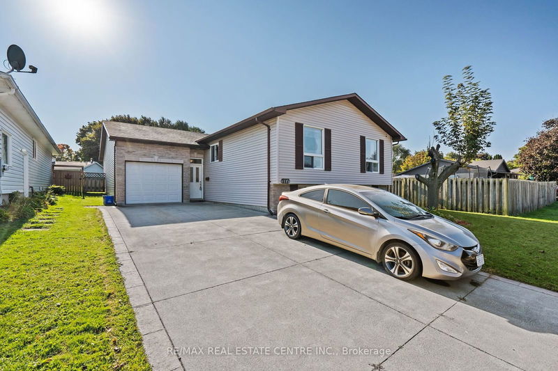 home for sale on 117 Melita Street N