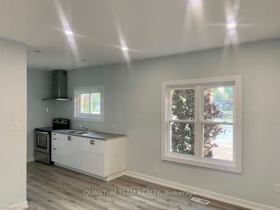 Unit Right — 26 DUKE St, St. Catharines - 451 - Downtown image-0-4
