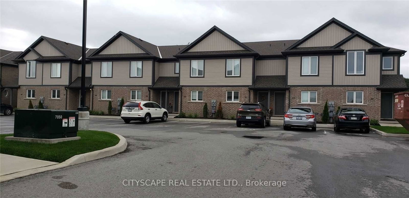 Townhouse leased at #87-7768 Ascot Circle, Niagara Falls, L2H 3P9 - MLS: X10925710