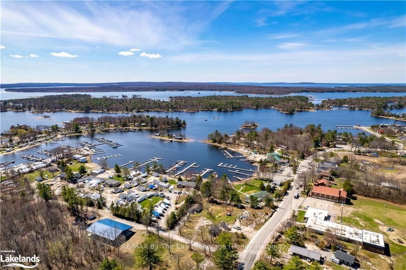 2512 HONEY HARBOUR Rd, Georgian Bay, P0E 1E0 | Image 2