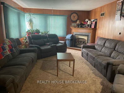 548 Florence Rd, Dawn-Euphemia -  image-0-2