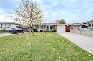 Detached House for sale at 195 Paris Road, Brantford, N3R 1J2 - MLS: X10929862