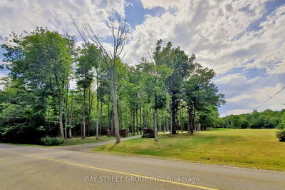 902 Shaver Rd, Hamilton - Ancaster image-0-3