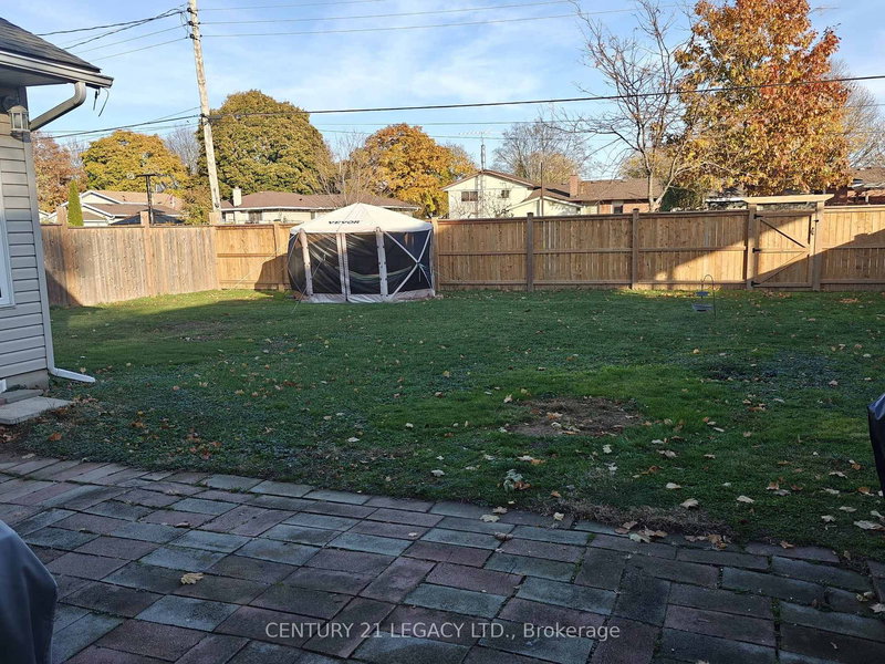 62 Woodelm Dr, St. Catharines, L2M 4N3 | Image 2