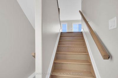 34 Staples Blvd, Smiths Falls - 901 - Smiths Falls image-0-3