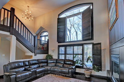 754 Riverside Dr, London - North Q image-0-4
