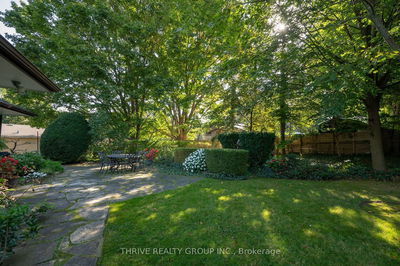 720 Hillcrest Dr, London - South C image-0-4