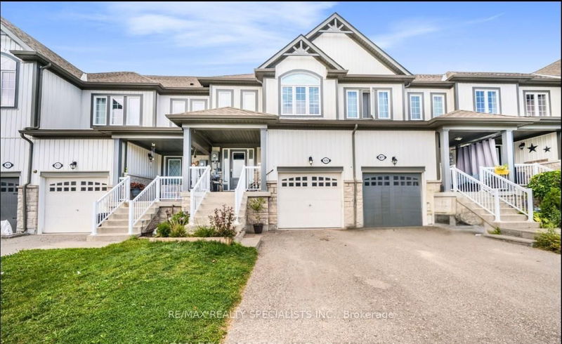 home for sale on 825 Cook Crescent