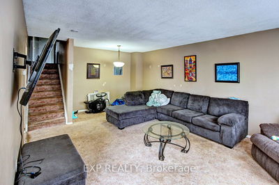 346 Trudeau Dr, Sarnia - Sarnia image-0-3