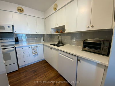 Unit 408C — 2044 Arrowsmith Dr, Beacon Hill North - South and Area - 2107 - Beacon Hill South image-0-4