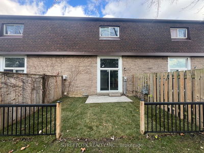 Unit 18 — 40 Fairfax Crt, London - North I image-0-2