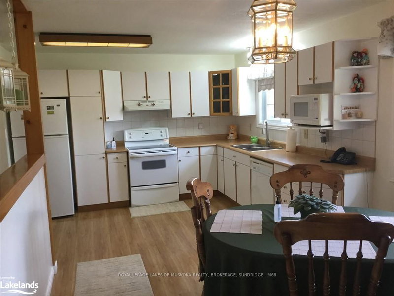 9 FITZ Ave, South River, P0A 1X0 | Image 3