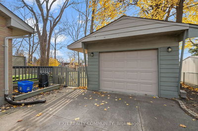 1261 Cathcart Blvd, Sarnia - Sarnia image-0-1