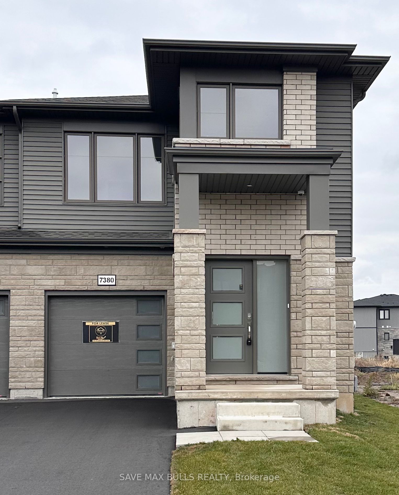 Townhouse leased at 7380 Marvel Drive, Niagara Falls, L2H 3V5 - MLS: X11442457