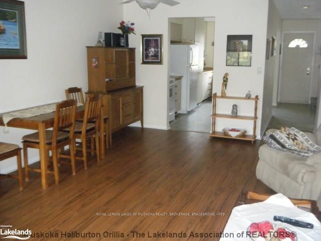 10 - 142 ECCLESTONE Dr, Bracebridge, P1L 1G6 | Image 2