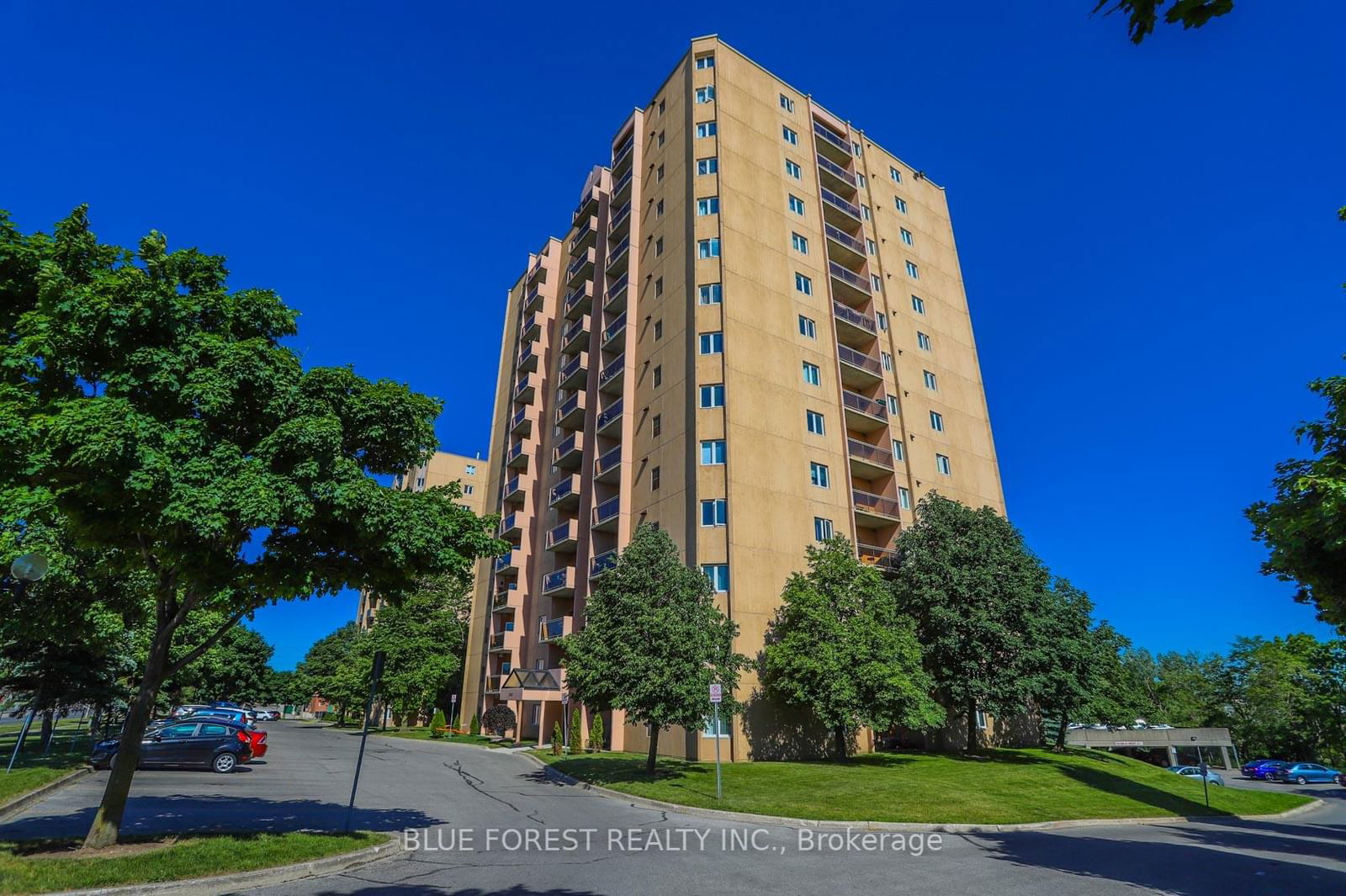 Condo leased at 704-858 Commissioners Road, London, South H, N6C 5Y5 - MLS: X11525440