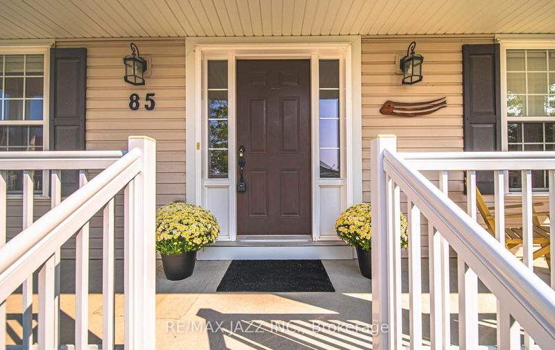 home for sale on 85 Greenaway Circle