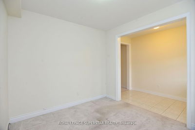 7724 Black Maple Dr, Niagara Falls - Brown image-0-4