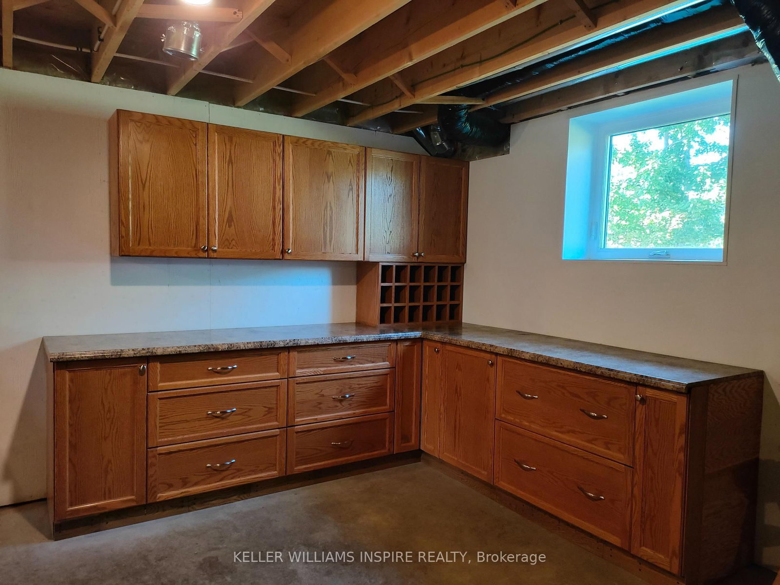 Listing Image 23
