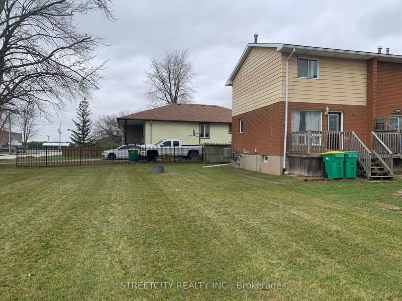 Unit A — 140 SYMES St, Southwest Middlesex - Glencoe image-0-0