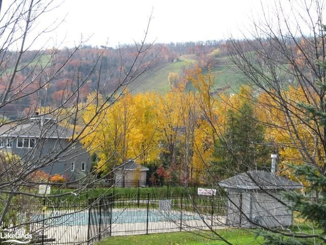 37 - 162 SETTLERS Way, Blue Mountains, L9Y 0M4 | Image 3